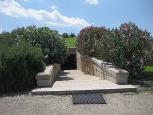 tombs3735304055_31f7be270d_z