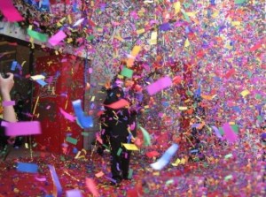 confetti-2pcs-lot-tiptop-continuous-feed-confetti-cannon-for-large-venues-no-electrical-power-is